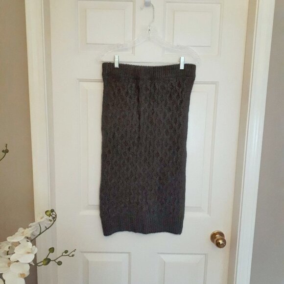 EUC Joe Fresh grey knit wool blend pencil skirt, S - Picture 4 of 4